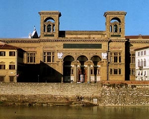 Florencja; widok fasady BNCF, r. 2000 