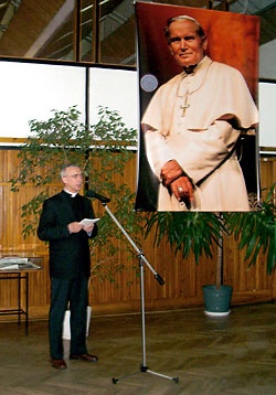  16.V 2005 r. Dzień Papieski 