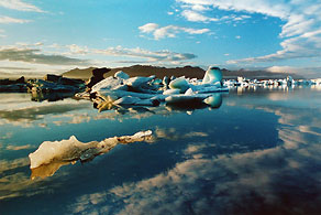  Andrzej Bąk, Islandia (fotogramy)   Wystawa w BU KUL, luty 2007 r. 