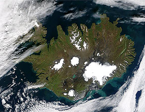  Wikipedia.pl - Islandia   zdjęcie satelitarne latem 
