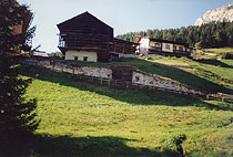  Dolomity, Selva   dom z 1692 r. przy Larciunëi 