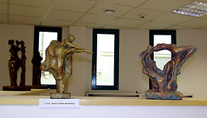  Maria Marek-Prus: rzeźby z cyklu 'Baletnice'   ekspozycja w Nowej Wypożyczalni BU KUL, od X'2006 