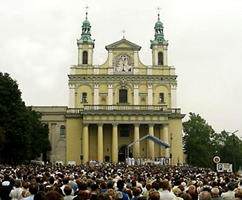  Kościół lubelski 1805-2005 wystawa w BU KUL, X'2005 widok archikatedry lubelskiej 