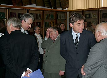 2005, goście na wystawie u introligatorów BU KUL 