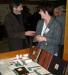  2005, goście na wystawie u introligatorów BU KUL 