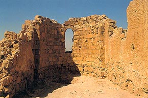  Resztki bizantyjskiej świątyni Masad, fot. Stanisław Markowski 